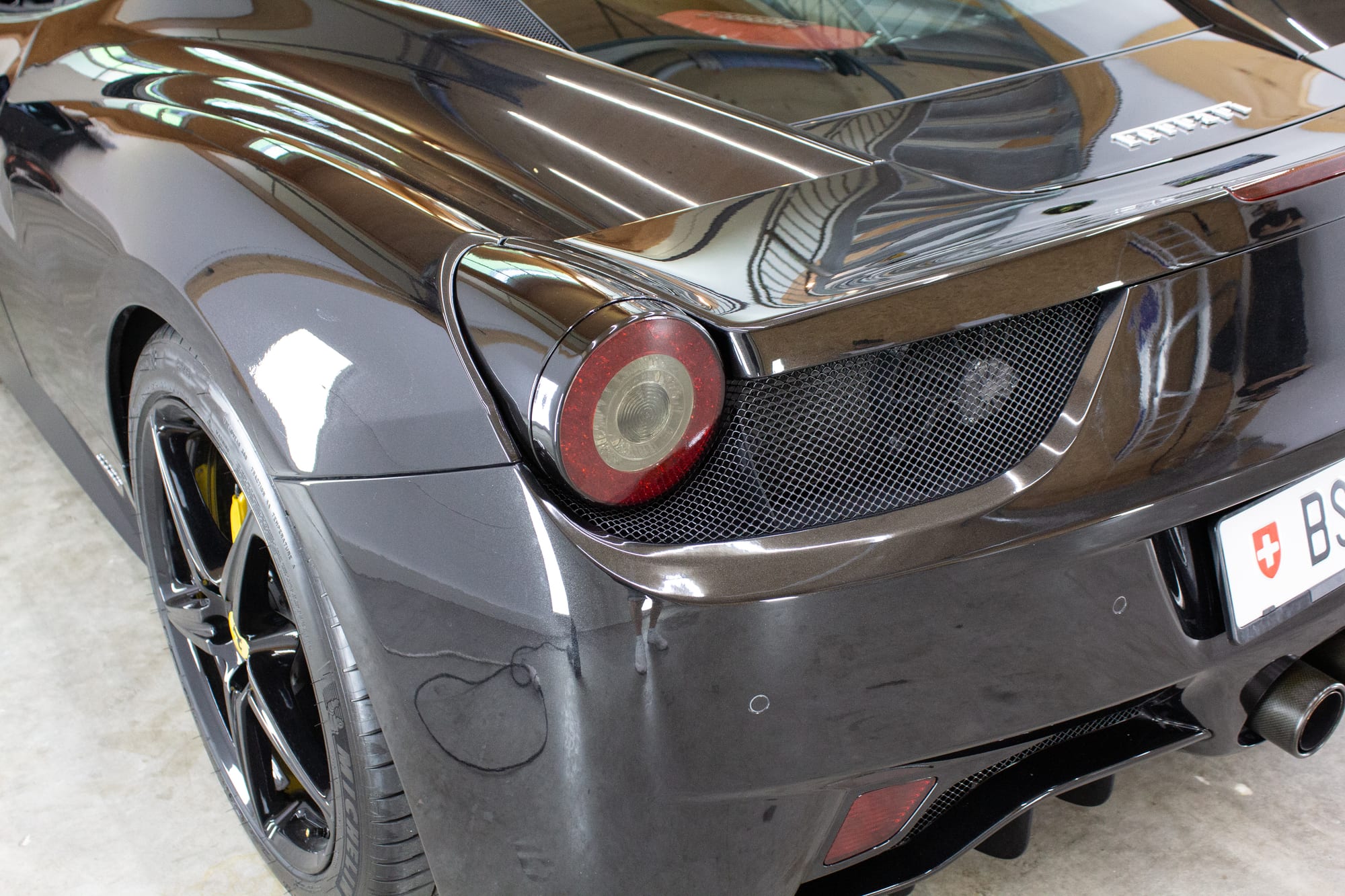 Ferrari 458 Italia – Detailfolierung, ausgeführt von Antonio Petras in Balsthal
